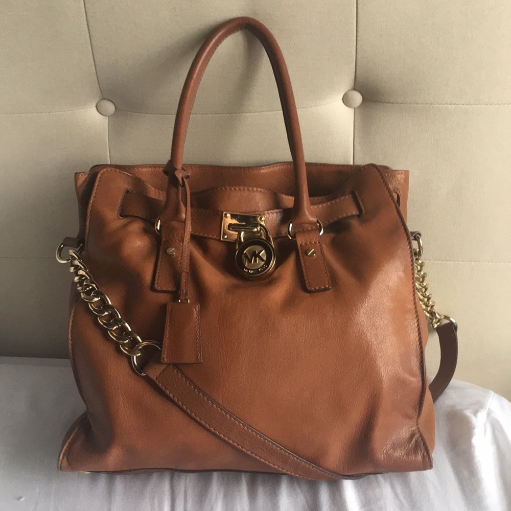 Michael Kors large Hamilton with lock and key 